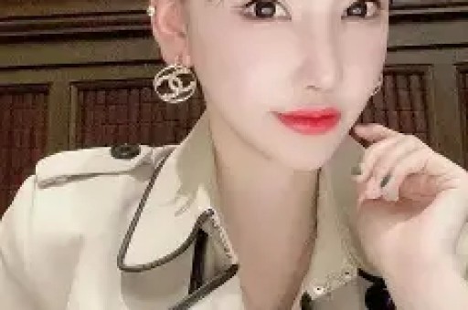 演员吴倩自曝被爸爸打掉牙齿不敢吐出来：我不敢吐出来直接吞下去了